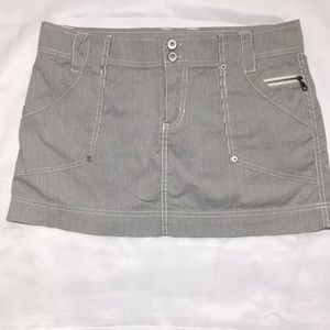 Old Navy Women’s Striped Skirt